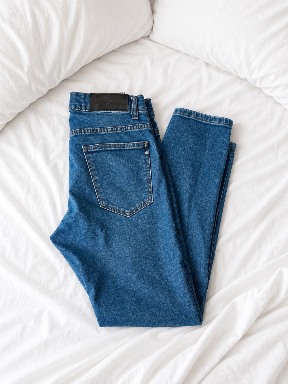 Zara Men’s Blue Straight Fit Jeans
